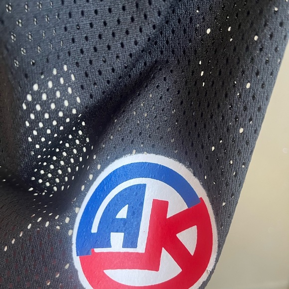 Men’s Hockey Jersey-Size Large - Picture 3 of 5